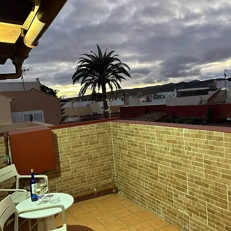 Con Bano Privado Centrica ,terraza ,check Automatic *