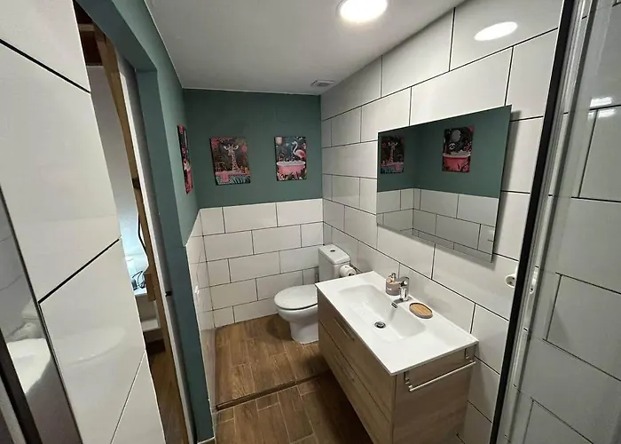 Acogedora Privada Con Bano